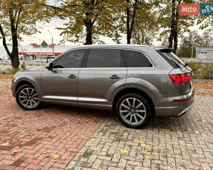 Серый Ауди Ку 7, объемом двигателя 3 л и пробегом 224 тыс. км за 23900 $, фото 6 на Automoto.ua