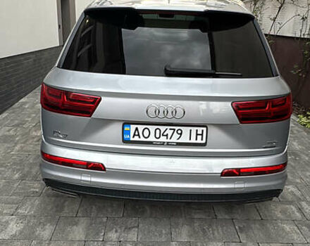 Серый Ауди Ку 7, объемом двигателя 2.97 л и пробегом 180 тыс. км за 34000 $, фото 1 на Automoto.ua