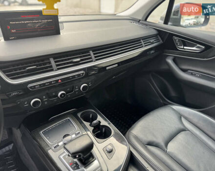 Сірий Ауді Ку 7, об'ємом двигуна 3 л та пробігом 181 тис. км за 23800 $, фото 25 на Automoto.ua