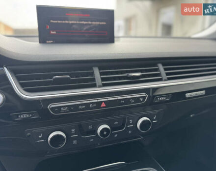 Сірий Ауді Ку 7, об'ємом двигуна 3 л та пробігом 181 тис. км за 23800 $, фото 27 на Automoto.ua