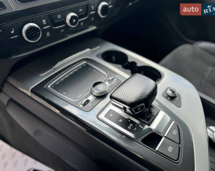 Серый Ауди Ку 7, объемом двигателя 3 л и пробегом 160 тыс. км за 40000 $, фото 10 на Automoto.ua