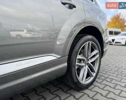 Сірий Ауді Ку 7, об'ємом двигуна 3 л та пробігом 181 тис. км за 23800 $, фото 14 на Automoto.ua