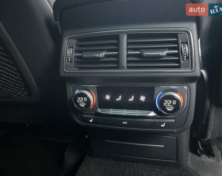 Серый Ауди Ку 7, объемом двигателя 3 л и пробегом 151 тыс. км за 29900 $, фото 33 на Automoto.ua