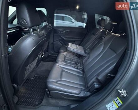 Сірий Ауді Ку 7, об'ємом двигуна 3 л та пробігом 216 тис. км за 21900 $, фото 51 на Automoto.ua