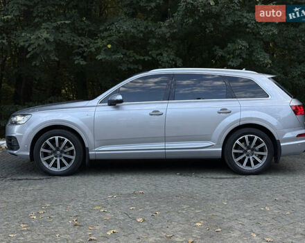 Серый Ауди Ку 7, объемом двигателя 2.97 л и пробегом 207 тыс. км за 32500 $, фото 3 на Automoto.ua