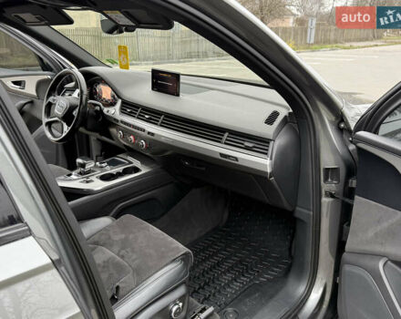 Серый Ауди Ку 7, объемом двигателя 2.97 л и пробегом 201 тыс. км за 36000 $, фото 16 на Automoto.ua