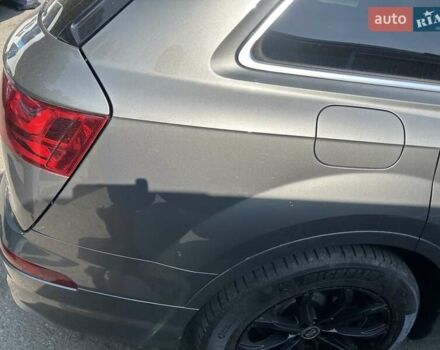 Ауди Ку 7 2016 в Киеве на Automoto.ua Серый Ауди Ку 7, объемом двигателя 3 л и пробегом 156 тыс. км за 21800 $, фото 10 на Automoto.ua