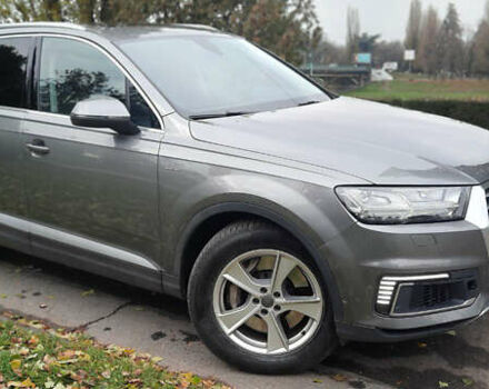 Сірий Ауді Ку 7, об'ємом двигуна 3 л та пробігом 160 тис. км за 37500 $, фото 3 на Automoto.ua