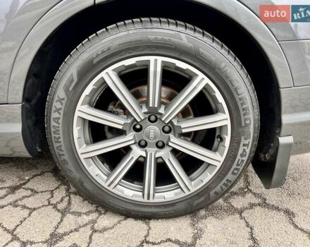 Серый Ауди Ку 7, объемом двигателя 2.97 л и пробегом 219 тыс. км за 36999 $, фото 17 на Automoto.ua