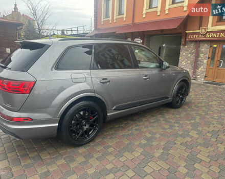 Сірий Ауді Ку 7, об'ємом двигуна 2.97 л та пробігом 135 тис. км за 38777 $, фото 6 на Automoto.ua