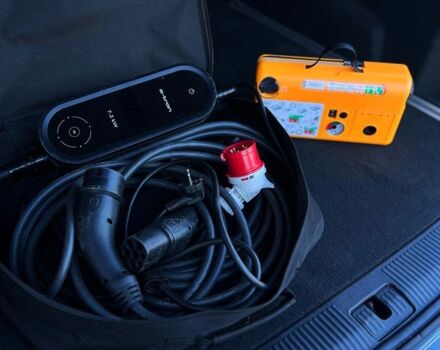 Серый Ауди Ку 7, объемом двигателя 3 л и пробегом 253 тыс. км за 40000 $, фото 17 на Automoto.ua