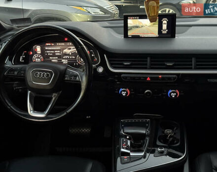 Серый Ауди Ку 7, объемом двигателя 3 л и пробегом 140 тыс. км за 25500 $, фото 10 на Automoto.ua