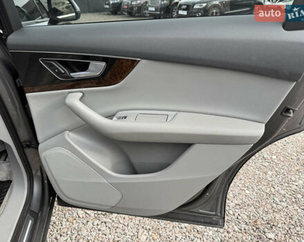 Серый Ауди Ку 7, объемом двигателя 3 л и пробегом 173 тыс. км за 21950 $, фото 62 на Automoto.ua