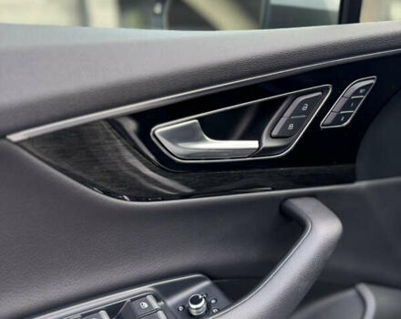 Серый Ауди Ку 7, объемом двигателя 3 л и пробегом 200 тыс. км за 20500 $, фото 25 на Automoto.ua