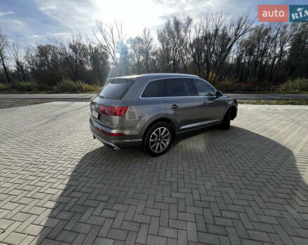 Сірий Ауді Ку 7, об'ємом двигуна 3 л та пробігом 320 тис. км за 24500 $, фото 3 на Automoto.ua