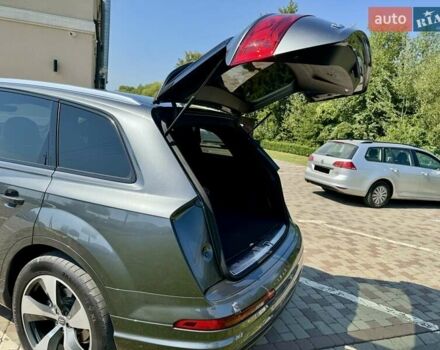 Ауди Ку 7 2016 в Черновцах на Automoto.ua Серый Ауди Ку 7, объемом двигателя 2.97 л и пробегом 194 тыс. км за 35500 $, фото 45 на Automoto.ua