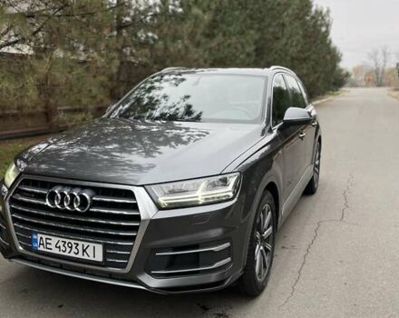 Серый Ауди Ку 7, объемом двигателя 2.97 л и пробегом 230 тыс. км за 39000 $, фото 1 на Automoto.ua