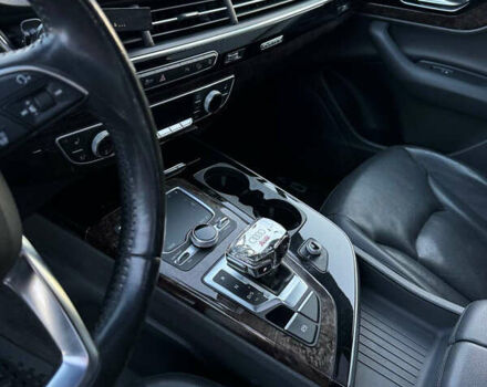 Серый Ауди Ку 7, объемом двигателя 3 л и пробегом 212 тыс. км за 25000 $, фото 27 на Automoto.ua