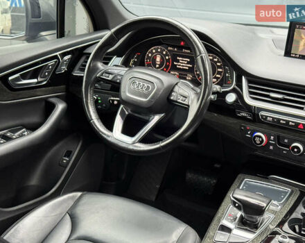 Сірий Ауді Ку 7, об'ємом двигуна 3 л та пробігом 242 тис. км за 19999 $, фото 77 на Automoto.ua