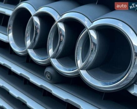 Сірий Ауді Ку 7, об'ємом двигуна 3 л та пробігом 216 тис. км за 21900 $, фото 17 на Automoto.ua