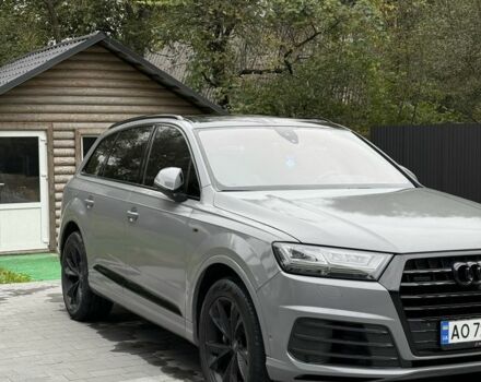 Серый Ауди Ку 7, объемом двигателя 3 л и пробегом 225 тыс. км за 28999 $, фото 1 на Automoto.ua
