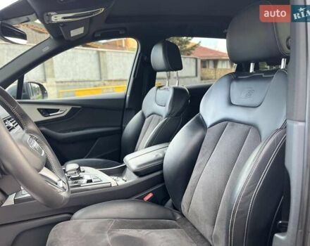 Ауди Ку 7 2016 в Луцке на Automoto.ua Серый Ауди Ку 7, объемом двигателя 2.97 л и пробегом 157 тыс. км за 42500 $, фото 15 на Automoto.ua