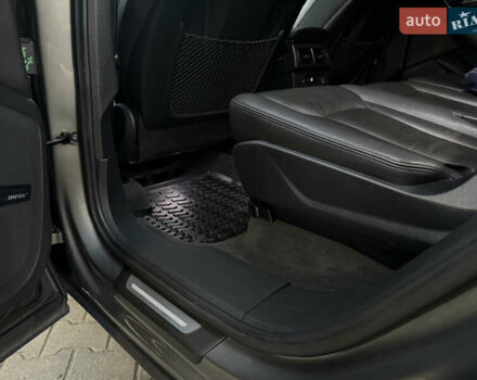 Серый Ауди Ку 7, объемом двигателя 3 л и пробегом 140 тыс. км за 25500 $, фото 19 на Automoto.ua