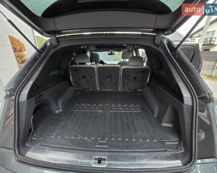 Серый Ауди Ку 7, объемом двигателя 2.97 л и пробегом 281 тыс. км за 35500 $, фото 19 на Automoto.ua