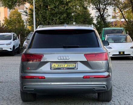 Серый Ауди Ку 7, объемом двигателя 3 л и пробегом 253 тыс. км за 40000 $, фото 4 на Automoto.ua