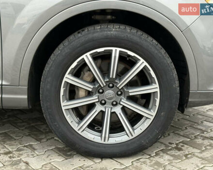 Сірий Ауді Ку 7, об'ємом двигуна 3 л та пробігом 242 тис. км за 19999 $, фото 24 на Automoto.ua