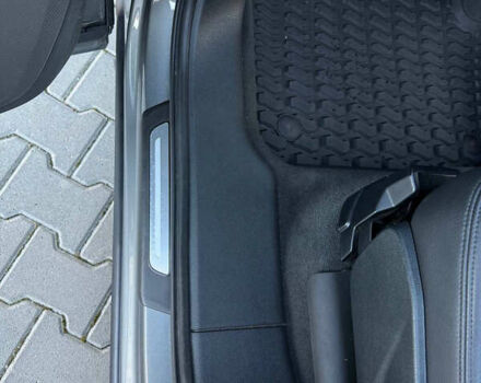 Серый Ауди Ку 7, объемом двигателя 3 л и пробегом 212 тыс. км за 25000 $, фото 40 на Automoto.ua