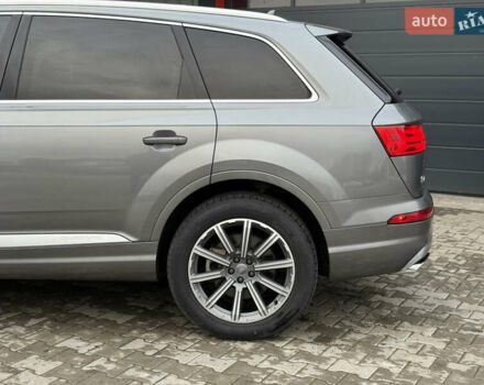 Сірий Ауді Ку 7, об'ємом двигуна 3 л та пробігом 242 тис. км за 19999 $, фото 10 на Automoto.ua