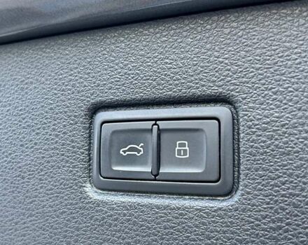 Серый Ауди Ку 7, объемом двигателя 3 л и пробегом 153 тыс. км за 28000 $, фото 15 на Automoto.ua