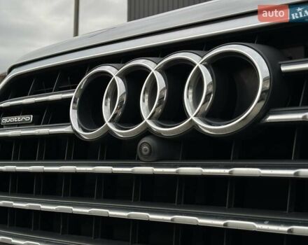 Ауди Ку 7 2016 в Мукачеве на Automoto.ua Серый Ауди Ку 7, объемом двигателя 3 л и пробегом 194 тыс. км за 28900 $, фото 5 на Automoto.ua