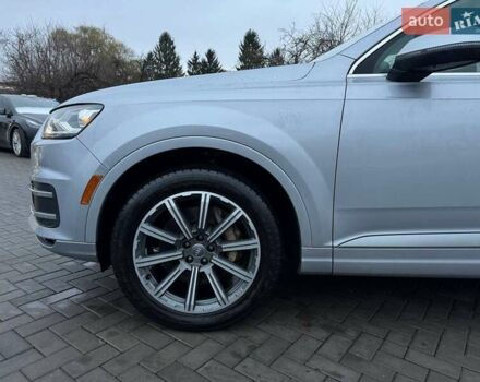 Серый Ауди Ку 7, объемом двигателя 3 л и пробегом 245 тыс. км за 18500 $, фото 3 на Automoto.ua