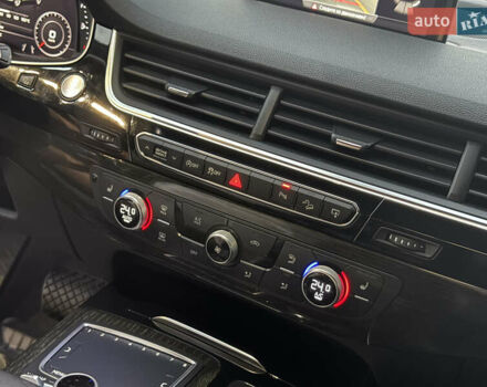 Серый Ауди Ку 7, объемом двигателя 3 л и пробегом 140 тыс. км за 25500 $, фото 11 на Automoto.ua