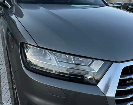 Серый Ауди Ку 7, объемом двигателя 3 л и пробегом 212 тыс. км за 25000 $, фото 6 на Automoto.ua