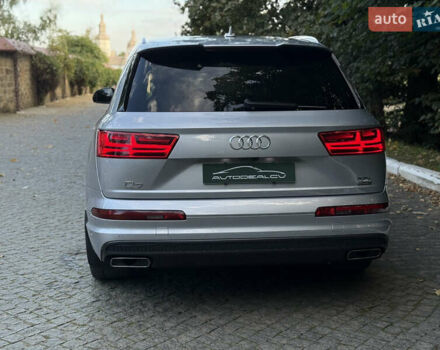 Серый Ауди Ку 7, объемом двигателя 2.97 л и пробегом 207 тыс. км за 32500 $, фото 6 на Automoto.ua