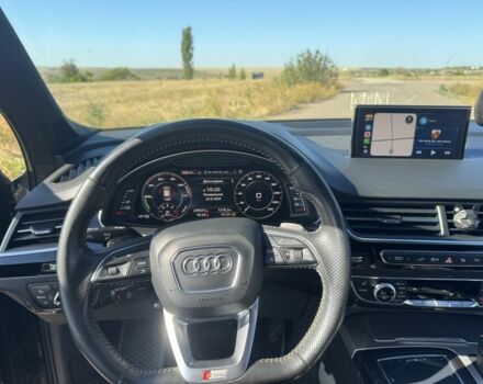 Серый Ауди Ку 7, объемом двигателя 3 л и пробегом 250 тыс. км за 38500 $, фото 5 на Automoto.ua