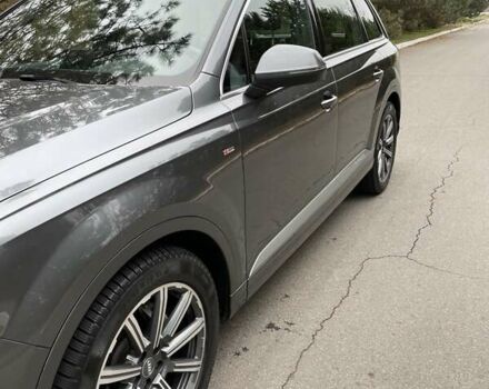 Серый Ауди Ку 7, объемом двигателя 2.97 л и пробегом 230 тыс. км за 39000 $, фото 2 на Automoto.ua