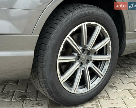 Сірий Ауді Ку 7, об'ємом двигуна 3 л та пробігом 242 тис. км за 19999 $, фото 38 на Automoto.ua