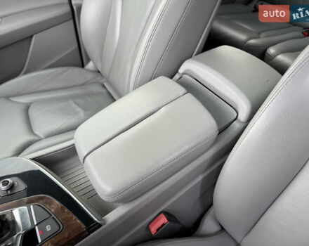 Серый Ауди Ку 7, объемом двигателя 3 л и пробегом 173 тыс. км за 21950 $, фото 46 на Automoto.ua