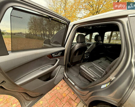 Серый Ауди Ку 7, объемом двигателя 3 л и пробегом 224 тыс. км за 23900 $, фото 33 на Automoto.ua