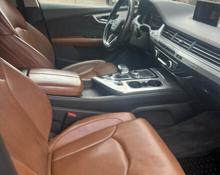 Сірий Ауді Ку 7, об'ємом двигуна 2.97 л та пробігом 135 тис. км за 38777 $, фото 9 на Automoto.ua