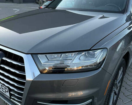 Серый Ауди Ку 7, объемом двигателя 3 л и пробегом 212 тыс. км за 25000 $, фото 5 на Automoto.ua