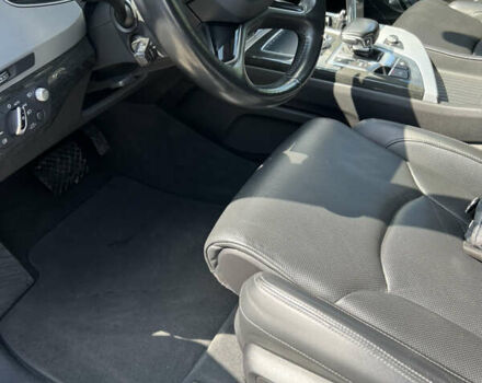 Серый Ауди Ку 7, объемом двигателя 3 л и пробегом 198 тыс. км за 41999 $, фото 5 на Automoto.ua