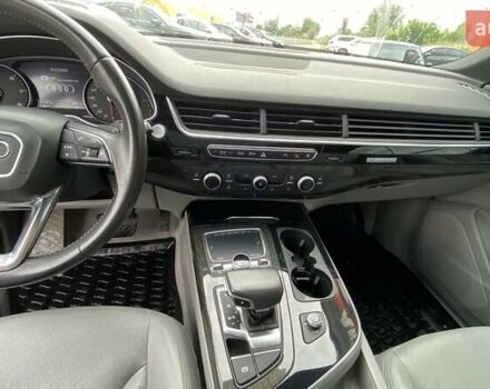 Ауди Ку 7 2016 в Ужгороде на Automoto.ua Серый Ауди Ку 7, объемом двигателя 3 л и пробегом 230 тыс. км за 20900 $, фото 12 на Automoto.ua