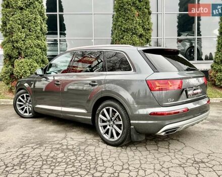 Серый Ауди Ку 7, объемом двигателя 2.97 л и пробегом 219 тыс. км за 36999 $, фото 4 на Automoto.ua