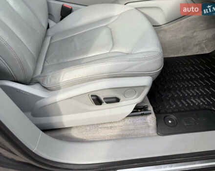 Серый Ауди Ку 7, объемом двигателя 3 л и пробегом 173 тыс. км за 21950 $, фото 68 на Automoto.ua