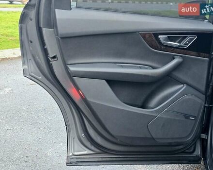 Серый Ауди Ку 7, объемом двигателя 3 л и пробегом 230 тыс. км за 23600 $, фото 18 на Automoto.ua
